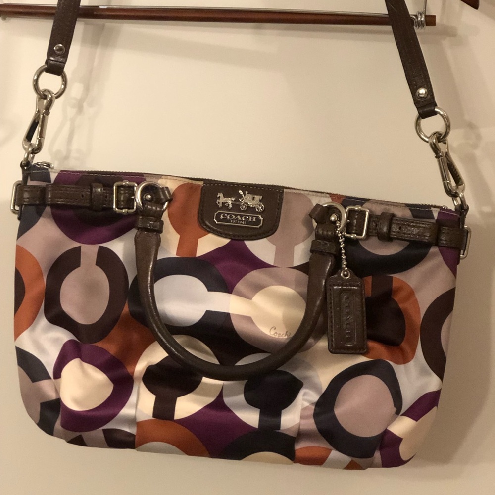 👛 Charming Coach Purse 👜 in EUC 👛